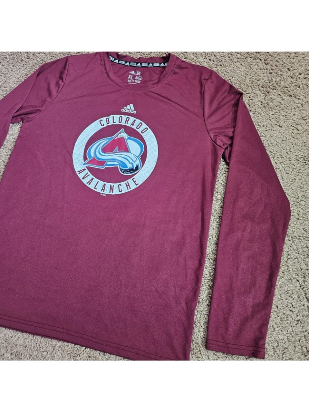 READ Colorado Avalanche Youth 18/20 Long Sleeve Shirt Adidas NHL Red - Picture 11 of 13